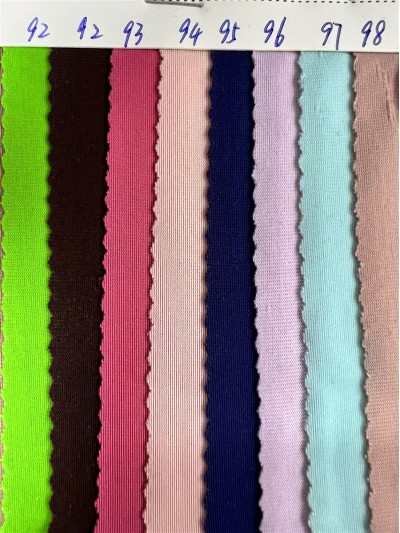 DG-BT recycled polyester matte Lycra Composition: 82% recycled polyester 18% spandex Weight: 180g/㎡ Width: 150CM detail view-10